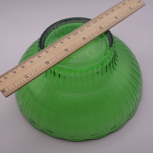 Vintage EO Brody Co M2000 Cleveand O.USA Green Glass Bowl - Picture 8 of 15
